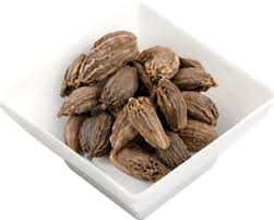 BLACK CARDAMON PODS